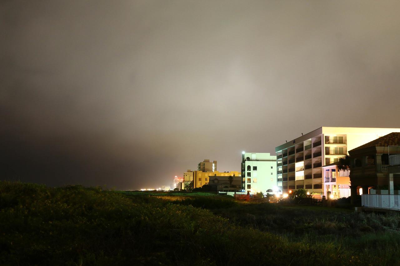 Las Puertas 201 South Padre Island Exterior photo